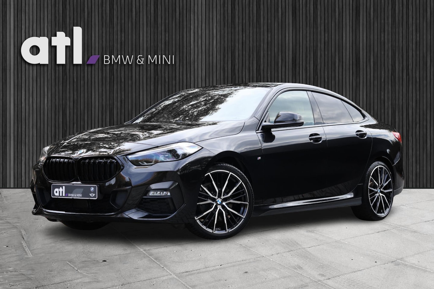 BMW 2-serie Gran Coupé - 218i Gran Coupe M-Sport | Stoelverwarm | Hifi | Afn. Trekhaak | Navi | Shadowline, Stoelve - AutoWereld.nl