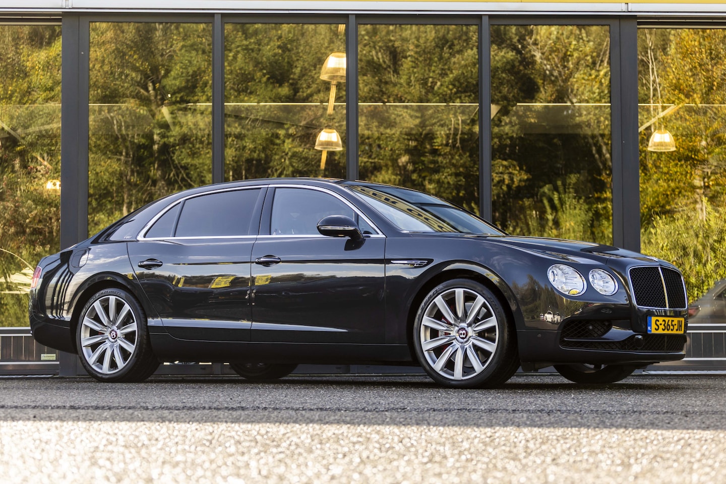 Bentley Flying Spur - 4.0 V8 S 4.0 V8 S - AutoWereld.nl
