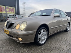 Mercedes-Benz E-klasse - 320 Avg.Select 4-Matic BOMVOL Youngtimer Zeer Mooi