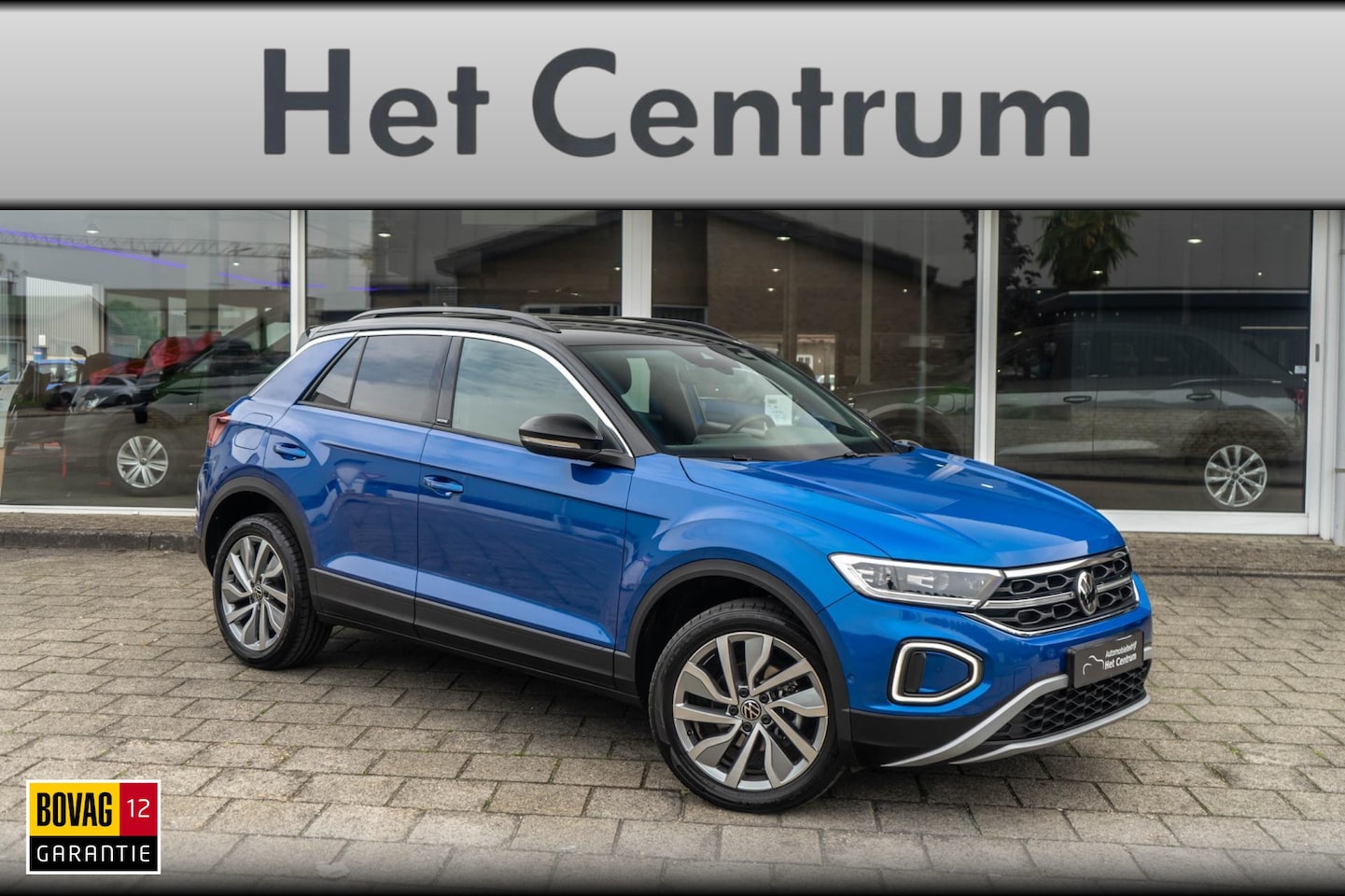 Volkswagen T-Roc - 1.5 TSI 150PK Automaat R-Line/ Virtual / Trekhaak / Camera / App connect / Stoelverwarming - AutoWereld.nl