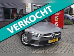 Mercedes-Benz A-klasse - 200 Business Solution AMG Upgrade / Trekhaak / Pano / Cruise / Stoelverwarming /