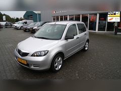 Mazda 2 - 2 1.4 Touring Lage kilometers NAP