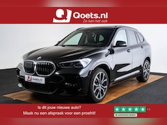 BMW X1 - xDrive20i High Executive M Sport - Panoramadak - Parking/Driving assistant - Cruise contro