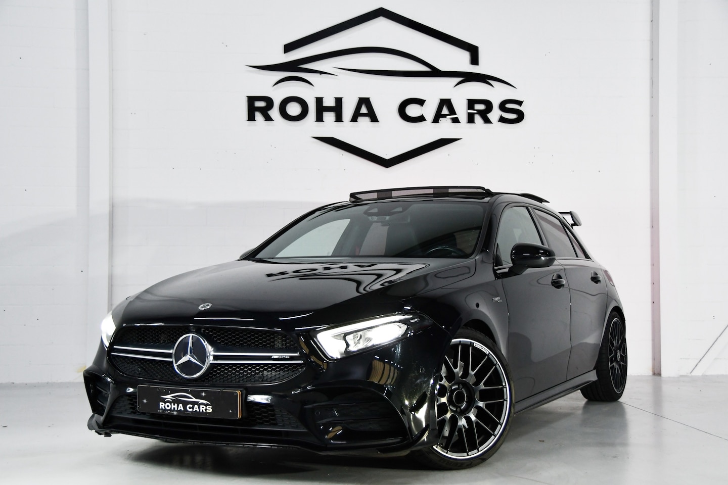 Mercedes-Benz A-klasse - AMG 35 4MATIC Advantage, Pano, Burmester - AutoWereld.nl