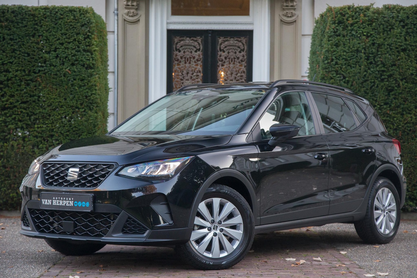 SEAT Arona - 1.0 TSI Style Business Connect Carplay | Virtual | Stoelverwarming | Adaptive Cruise - AutoWereld.nl