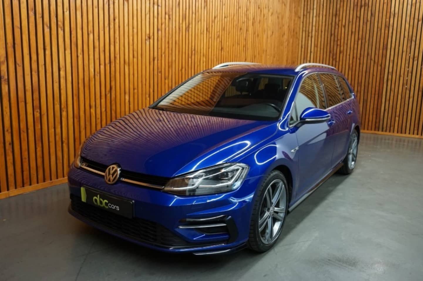 Volkswagen Golf - 1.5 TSI HIGHLINE BUSINESS R-LINE - AutoWereld.nl