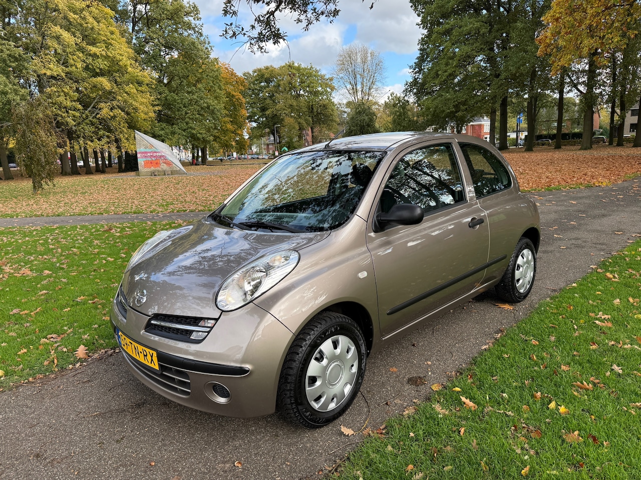 Nissan Micra - 1.2 Visia Zeer nette auto-Nieuwe Apk-Winterset - AutoWereld.nl