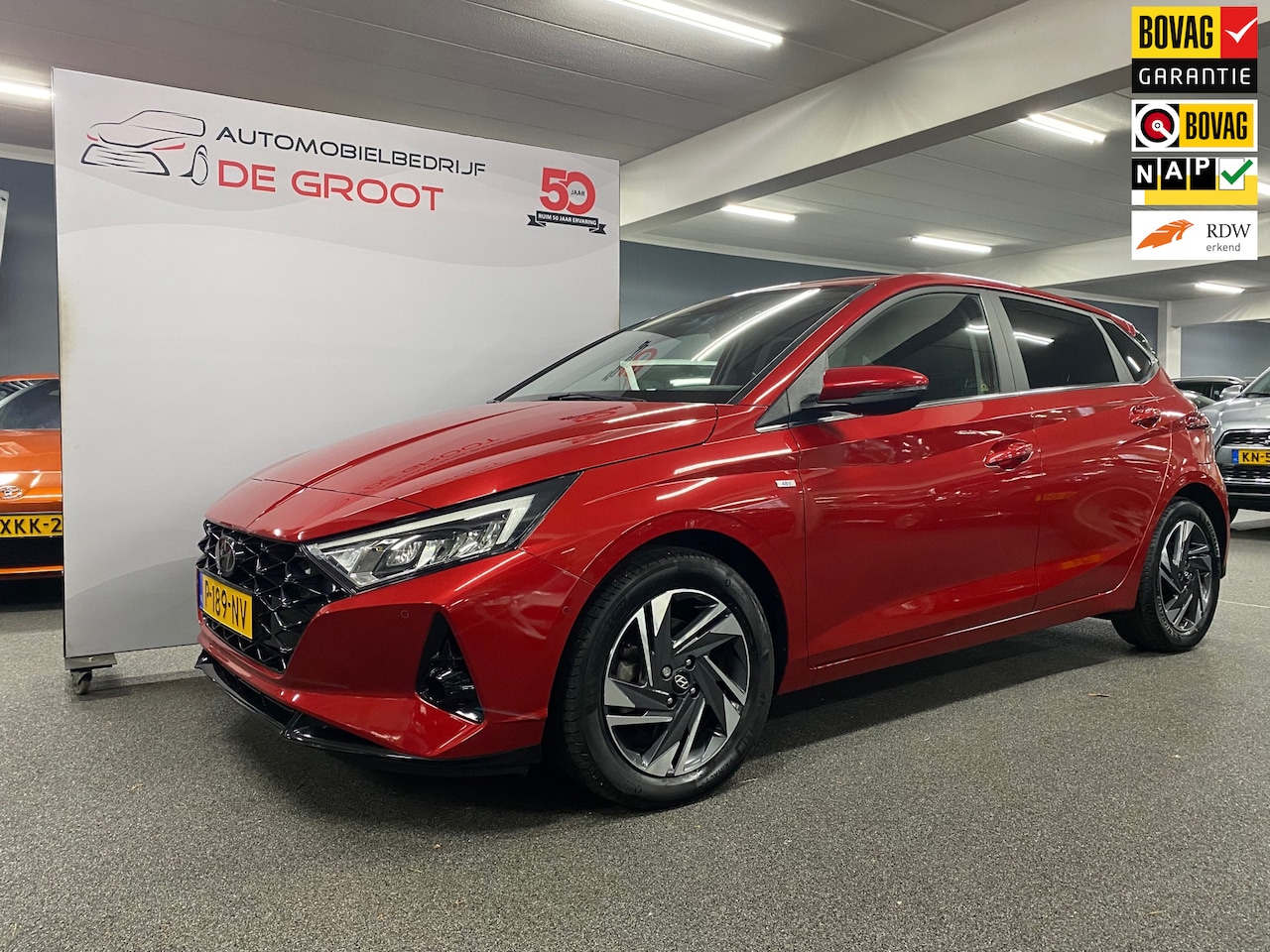 Hyundai i20 - 1.0 T-GDI Premium Sky / Automaat / 8260 km - AutoWereld.nl