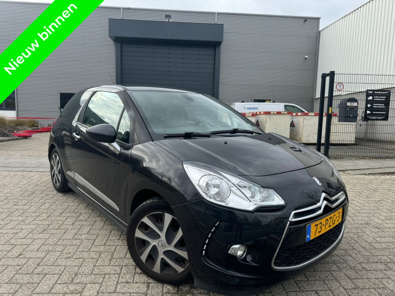 Citroën DS3 - 1.6 e-HDi Cruise|ClimaAuto So Chic - AutoWereld.nl