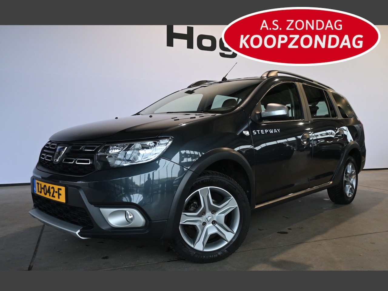 Dacia Logan MCV - 0.9 TCe Stepway Airco Navigatie Trekhaak 100% Onderhouden! Inruil Mogelijk! - AutoWereld.nl