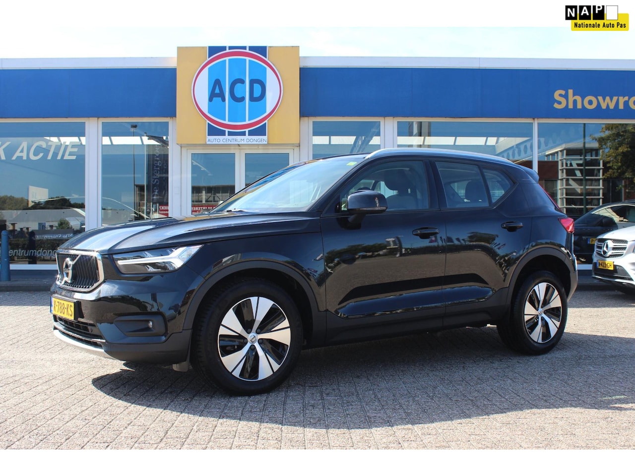 Volvo XC40 - 1.5 T2 Business Pro | PanoramaDak | Orig. NL | - AutoWereld.nl