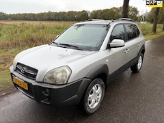 Hyundai Tucson - 2.0i 4WD Style Airco/Camera/Lm/Trekhaak/schuifdak
