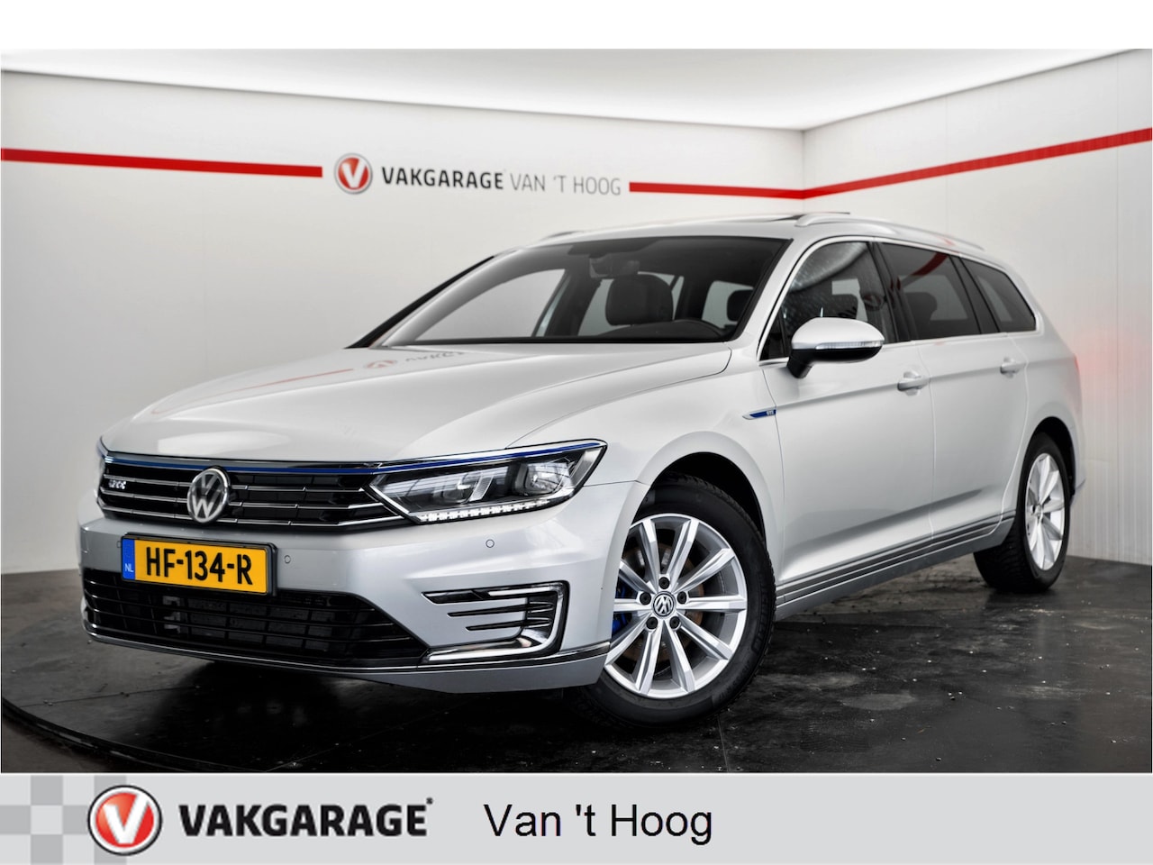 Volkswagen Passat Variant - 1.4 TSI GTE Highline Panoramadak,Camera - AutoWereld.nl