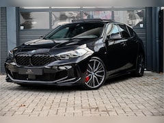 BMW 1-serie - M135i xDrive, M Performance, PANO, H&K, KUIPSTOELEN, CAMERA