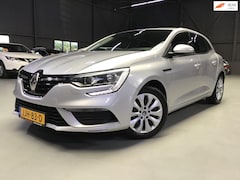 Renault Mégane - 1.2 TCe Life I Compleet onderhoud I Stoelen verwarming I 6 Bak I Trekhaak I New Apk & KB I