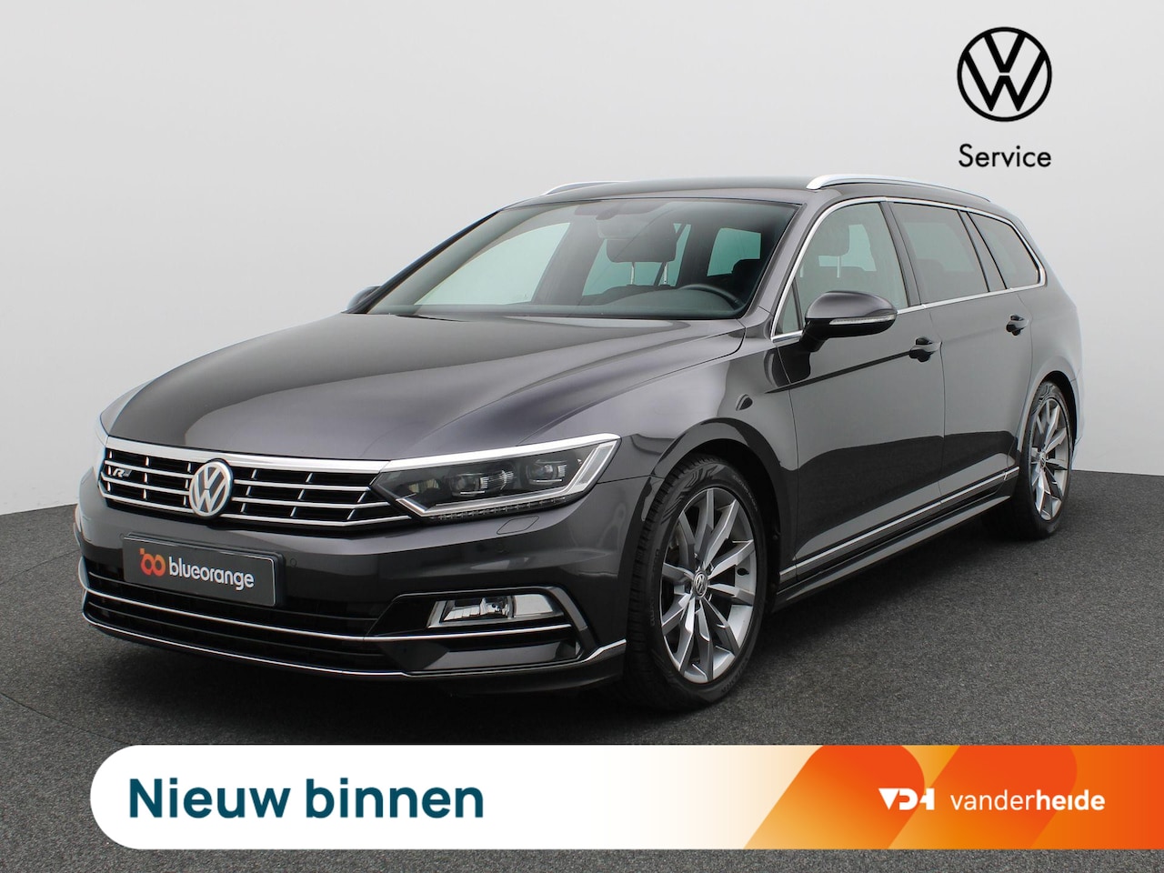 Volkswagen Passat Variant - 1.4 TSI ACT Highline Business R 150PK DSG Virtual Cockpit, Trekhaak, 18" LM Velgen, Achter - AutoWereld.nl