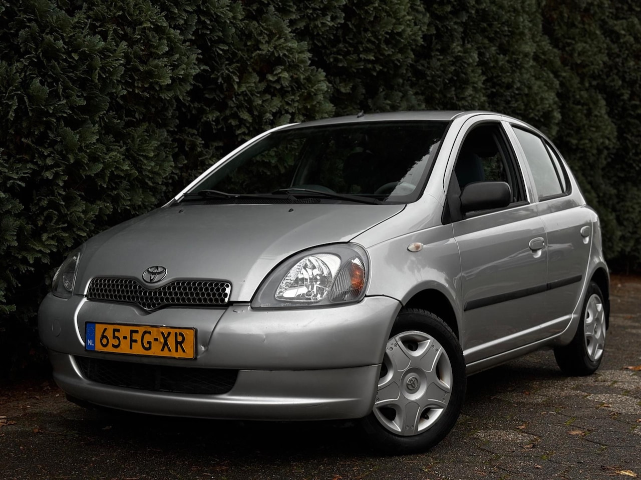 Toyota Yaris - 1.0-16V VVT-i Luna | Automaat - AutoWereld.nl
