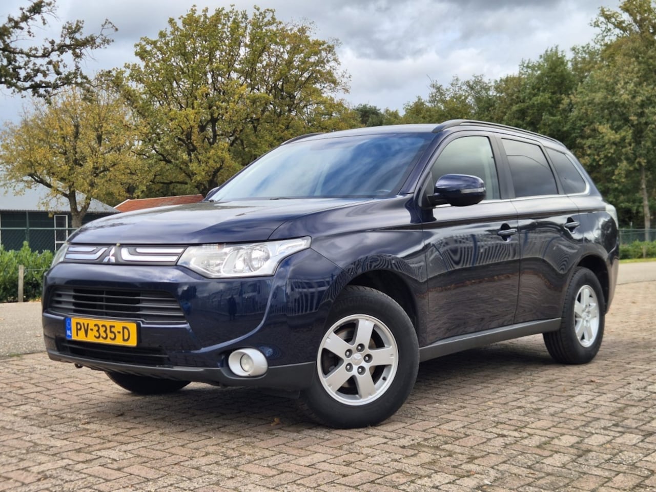 Mitsubishi Outlander - 2.2 DI-D Intense 2.2 DI-D Intense - AutoWereld.nl