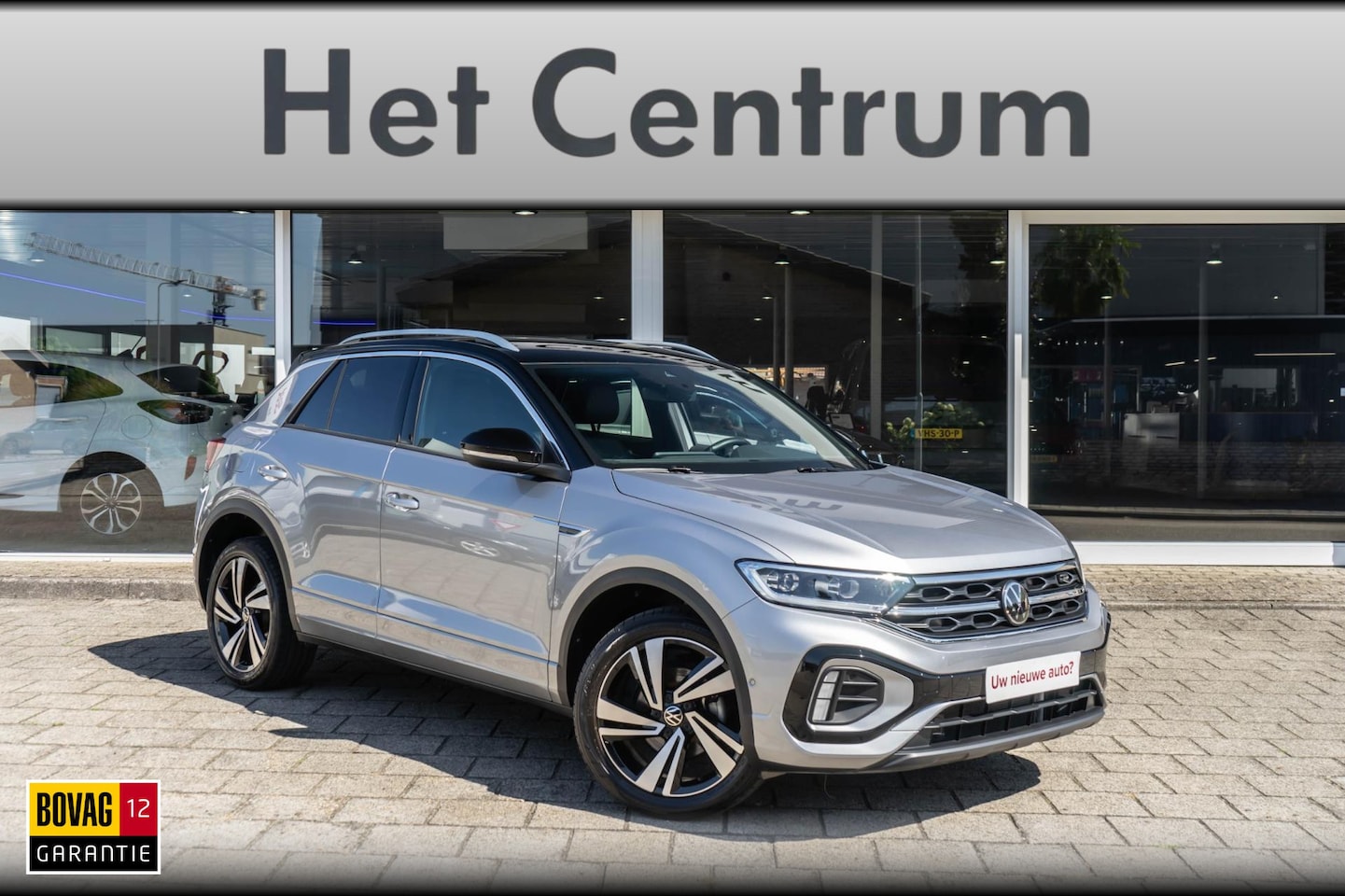 Volkswagen T-Roc - 1.5 TSI 150PK Automaat R-Line / Keyless / App connect / Ad. Cruise Control / Virtual Cockp - AutoWereld.nl