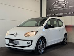 Volkswagen Up! - 1.0 Cup Edition Pano, Stoelverwarming, Airco, Elektrische Ramen, Navigatie, Bluetooth, Lic