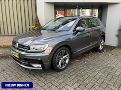 Volkswagen Tiguan - 1.4 TSI ACT 150 pk R-Line | Panoramadak | 1800 kg trekgewicht | Side Assist | Head Up | Tr