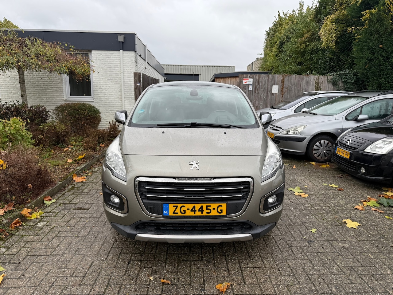 Peugeot 3008 - 1.2 PureTech Allure 1.2 PureTech Allure - AutoWereld.nl