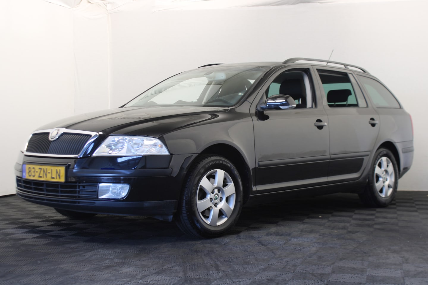 Skoda Octavia Combi - 1.6 Elegance 1.6 Elegance - AutoWereld.nl