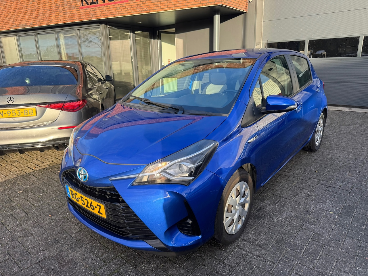 Toyota Yaris - 1.5 Hybrid Aspiration CRUISE CONTROL CAMERA DEALER OH ORIG NL NAP - AutoWereld.nl