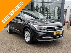 Volkswagen Tiguan - 1.4 TSI eHybrid Life Business AUTOMAAT | A.CAMERA | NAVIGATIE | APPLE CARPLAY | ANDROID AU