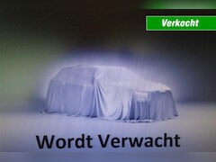 Volkswagen T-Roc - 1.0 TSi Style Navi Camera stoelverwarming Trekhaak