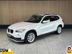 BMW X1 - sDrive20i Executive NL auto | Trekhaak | Cruise controle | Navi