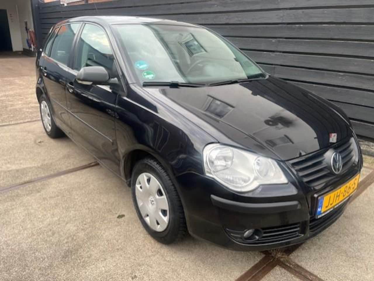 Volkswagen Polo - 1.2-12V Trendline CRUISE CONTR/AIRCO/5DEURS/NIEUWE APK! - AutoWereld.nl