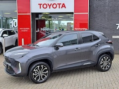 Toyota Yaris Cross - 1.5 HYBRID 115 DYNAMIC 17"LMV STOEL/STUURVERW. APPLE/ANDROID CAMERA KEYLESS PRIVACY-GLASS