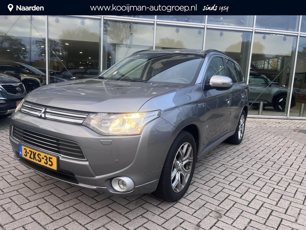 Mitsubishi Outlander - 2.0 PHEV instyle 2.0 PHEV Instyle+ - AutoWereld.nl