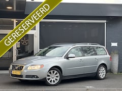 Volvo V70 - 2.0 Kinetic NAP / CRUISE / CLIMA