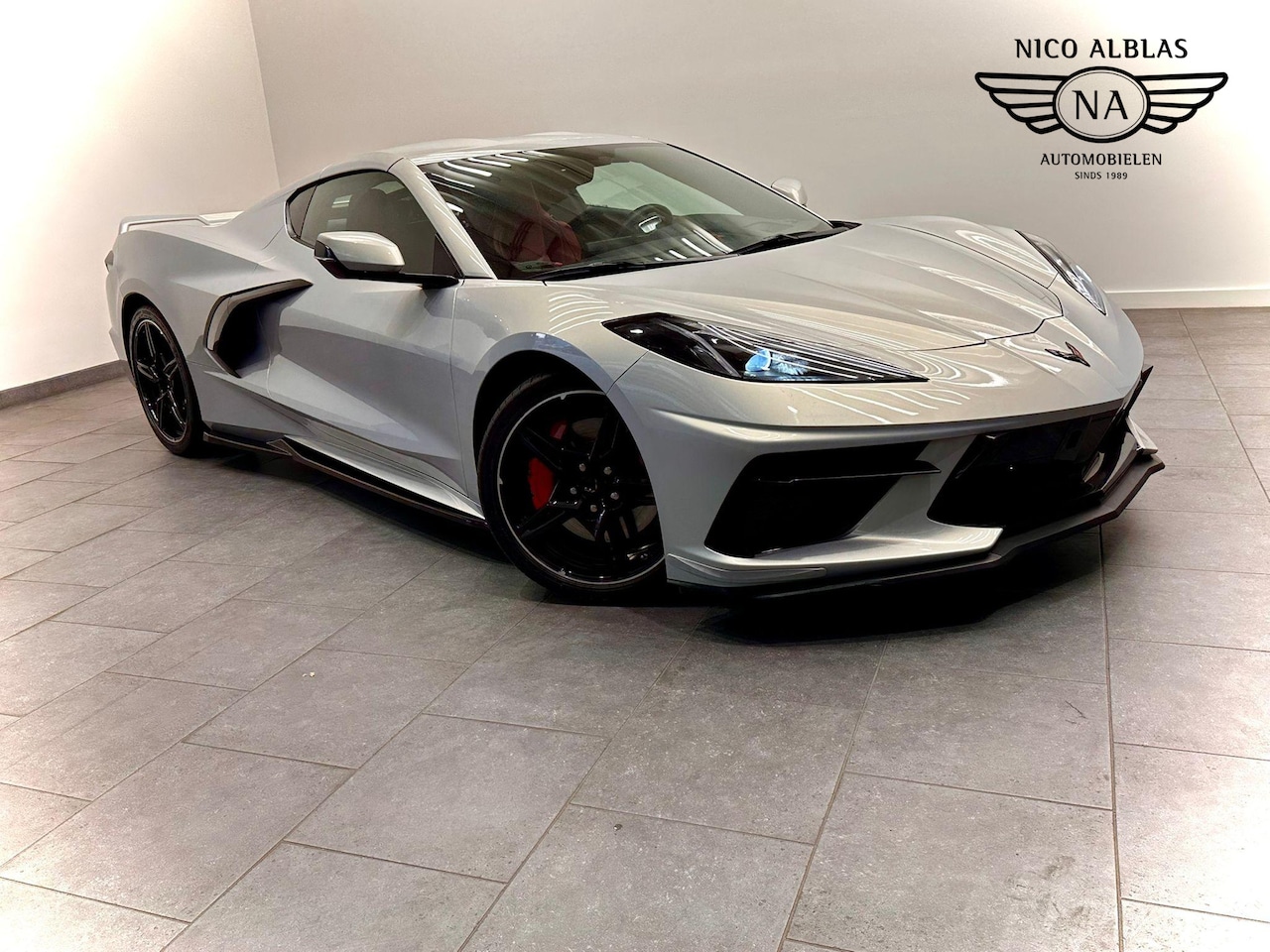Chevrolet Corvette - Stingray l m2023 l 70th Anniversary l Z51 l Targa l Lift Nose l Apple l Performance Pack - AutoWereld.nl