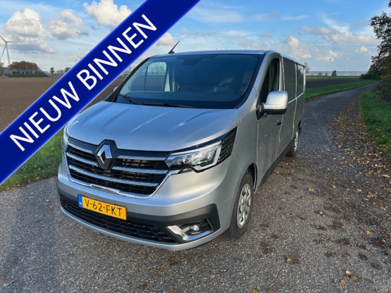 Renault Trafic - 2.0 dCi T30 L2H1 Work Edition Trekhaak Carplay Enz - AutoWereld.nl