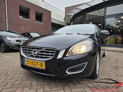 Volvo V60 - 1.6 T3 Momentum
