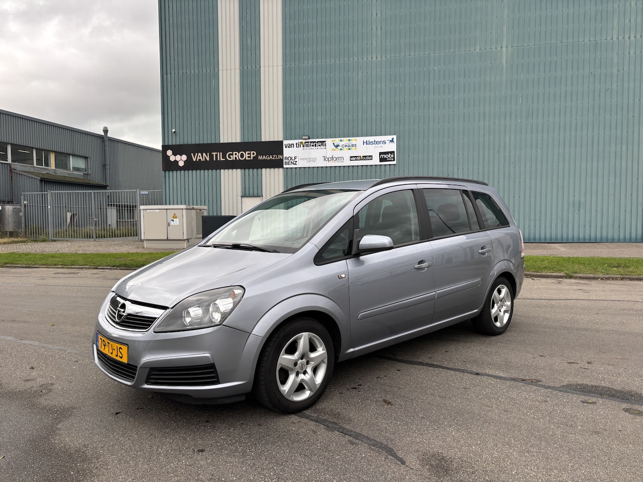 Opel Zafira - 1.6-16V Enjoy 7-Persoons 105 PK. Mooie en als nieuw rijdende auto met slecht 137.000 KM !! - AutoWereld.nl