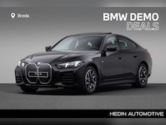 BMW i4 - eDrive35 M Sport Edition 70 kWh | Ambiance verlichting | Comfort Access | Panoramadak | St
