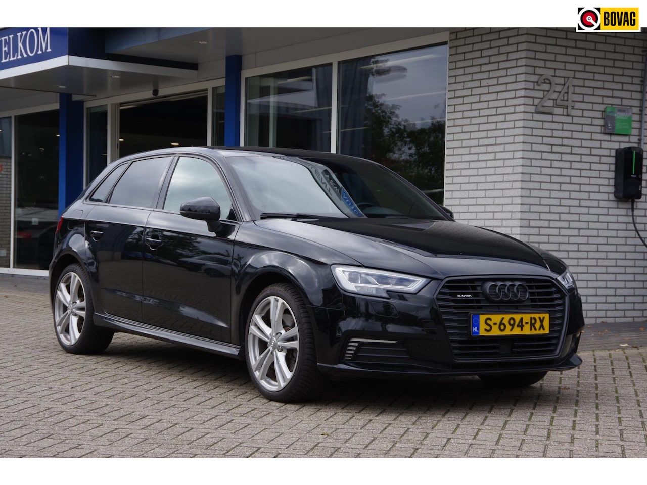 Audi A3 Sportback - 40 e-tron S-line Carplay LED Stoelverwarming PDC - AutoWereld.nl