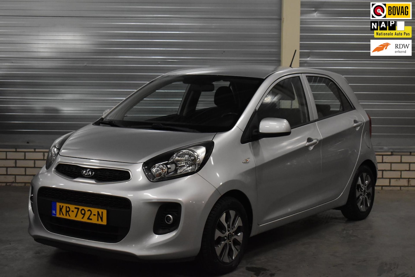 Kia Picanto - 1.0 CVVT EconomyPlusLine 53.000KM!! + Navigatie|Bleutooth|Camera| - AutoWereld.nl