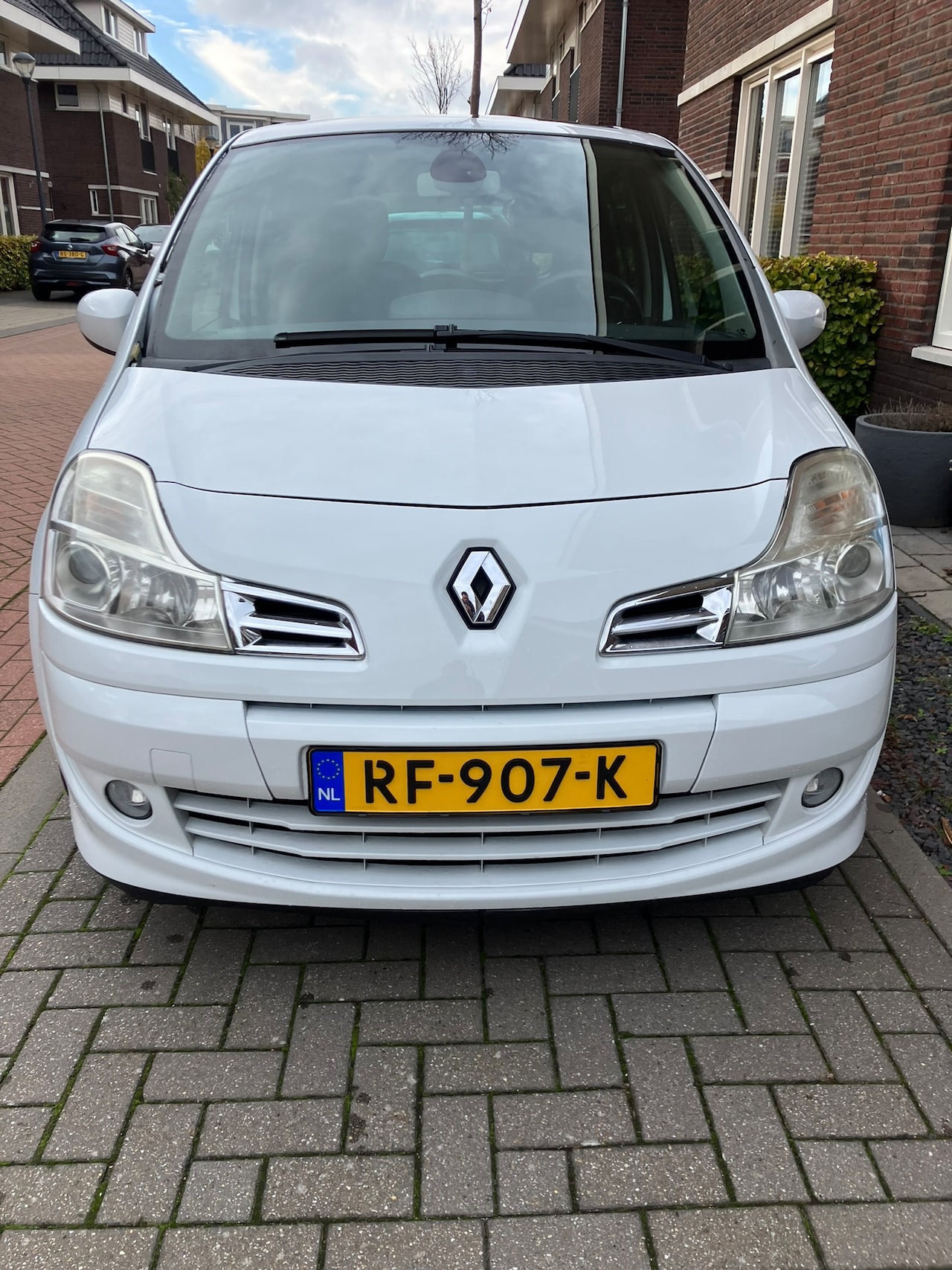 Renault Grand Modus - 1.6-16V Night & Day Airco, panorama dak - AutoWereld.nl