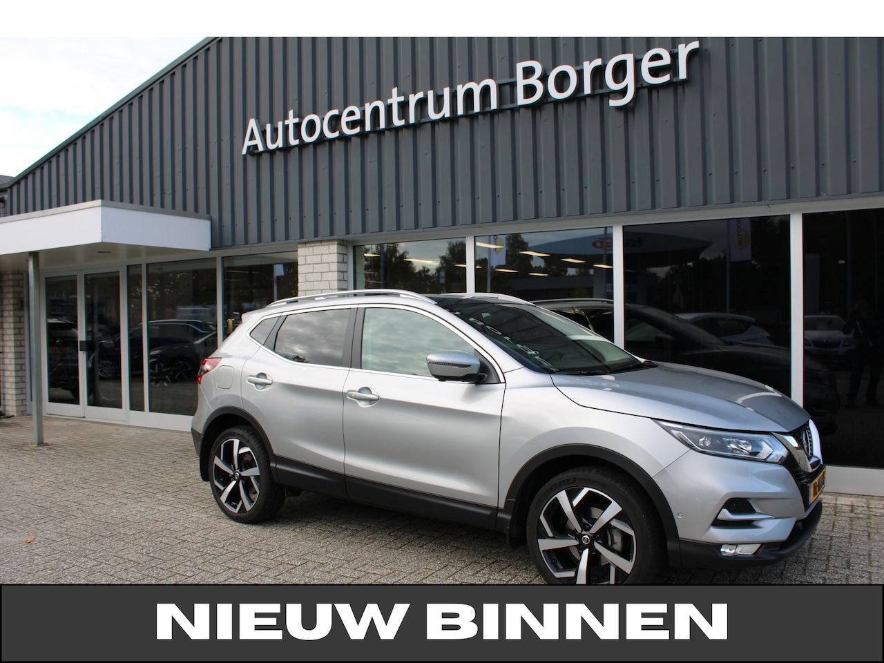 Nissan Qashqai - 1.2 Automaat Tekna navi/panodak/19"LM /Clima/Cruise/Camera - AutoWereld.nl