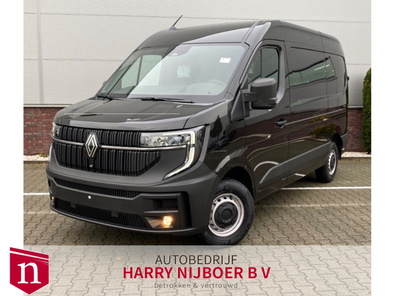 Renault Master - T35 2.0 dCi 130 L2H2 Advance Stoelverwarming / Laadruimte betimmering / Trekhaak / All sea - AutoWereld.nl