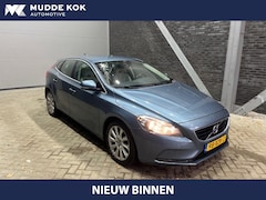Volvo V40 - 1.6 T3 Momentum | Camera | 17 Inch | Navigatie | Park Assist | Cruise Control