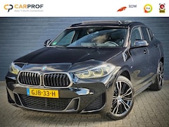 BMW X2 - sDrive20i High Executive / PANO / HUD / M-SPORT