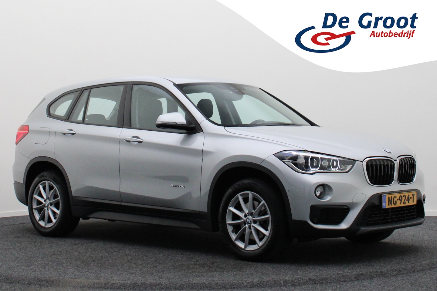 BMW X1 - sDrive18i Centennial High Executive Automaat - AutoWereld.nl