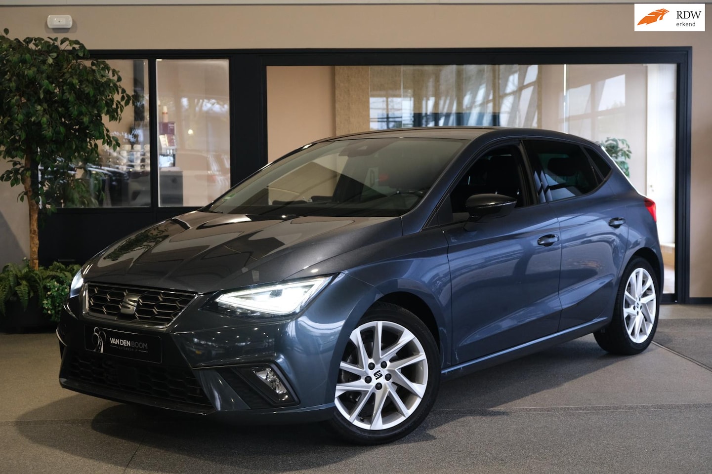 SEAT Ibiza - 1.0 EcoTSI FR 110PK DSG Facelift Led ACC Navi Virtual - AutoWereld.nl