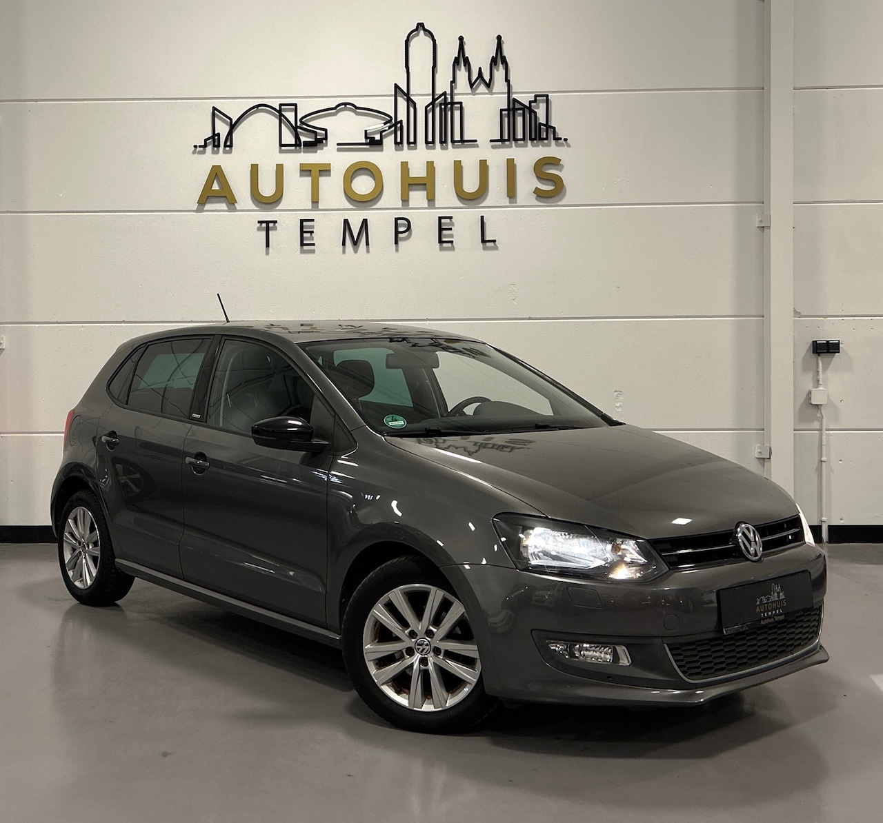 Volkswagen Polo - 1.2 TSI Highline Style Airco Stoelverwarming 105Pk 6Bak Lm Velgen 5Deurs Isofix Nwe Apk - AutoWereld.nl